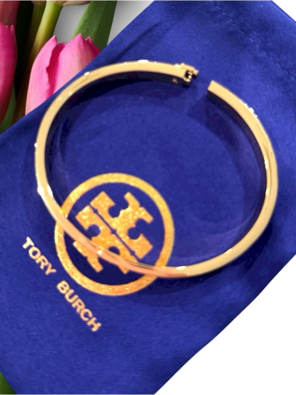 TORY BURCH RAISE KIRA LOGO LACQUERED BRACELET - Picture 5 of 7